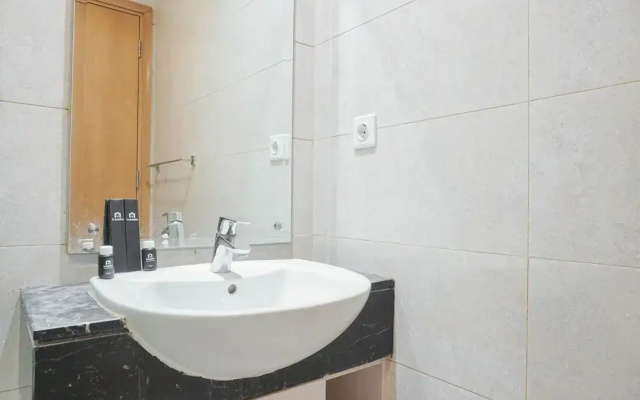 Stunning 2Br Apartment at the Mansion Kemayoran Near Jiexpo