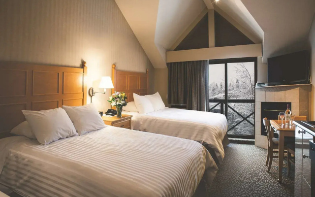 Pinnacle Hotel Whistler Village