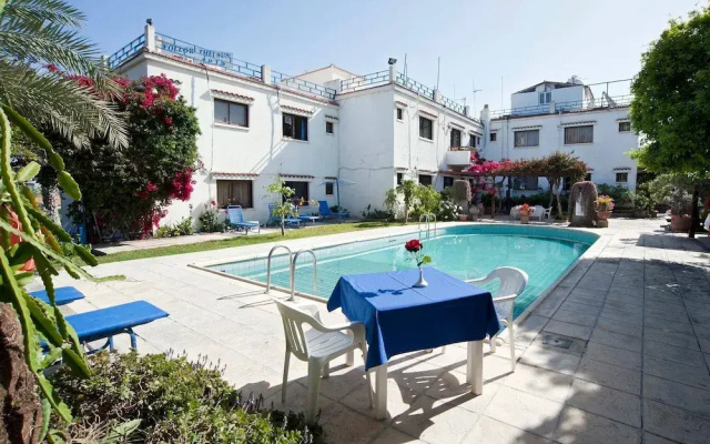 Room-studio in Polis - Just 800 m From t