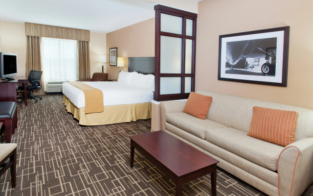 Holiday Inn Express Hotel & Suites Jackson NE by IHG