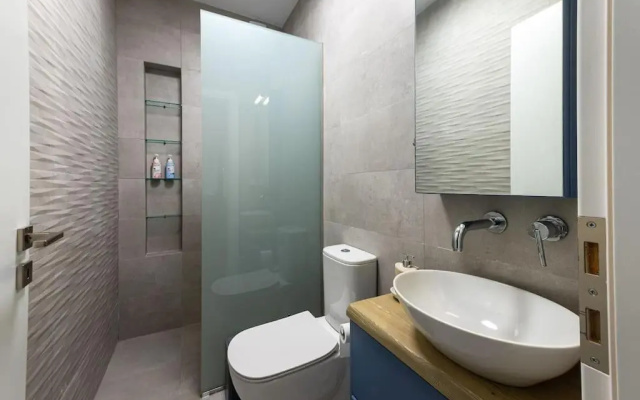 Cosy Stylish Studio, Kalathi Home Suites in Verga