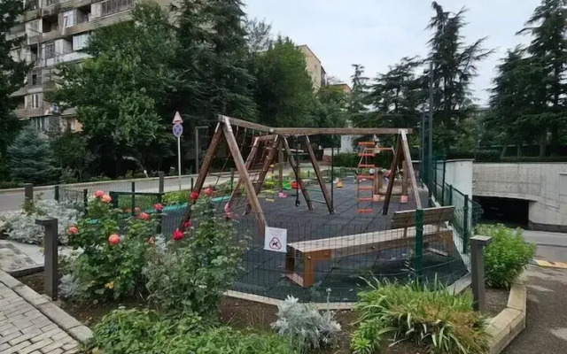 Tbilisi Gardens One Bedroom With Pool