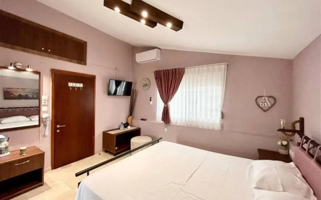 Odysseas House Potidea 1 Bedroom 4 Guests
