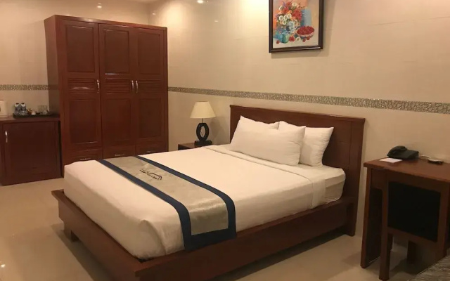 Hotel Opera