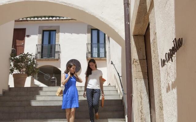 Hotel El Convent de Begur вид на фасад