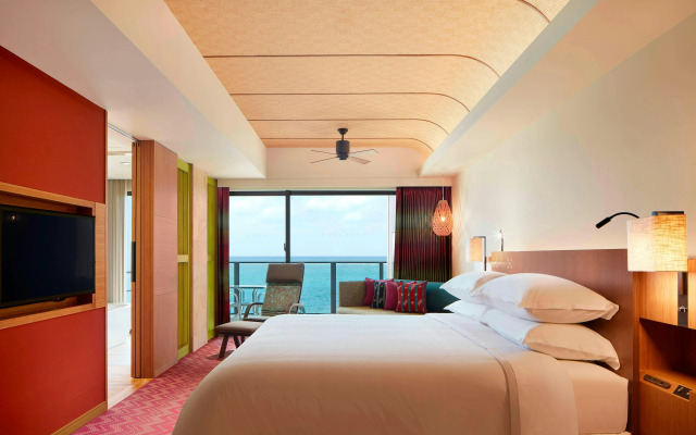 Sheraton Okinawa Sunmarina Resort