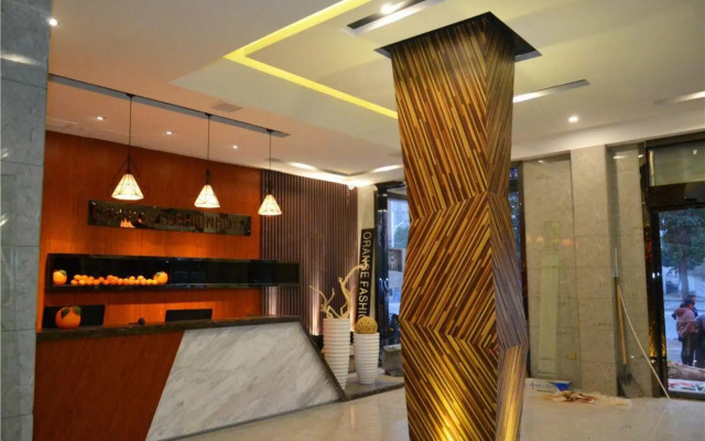 Orange Fashion Hotel (Shaoyang College Road Store)