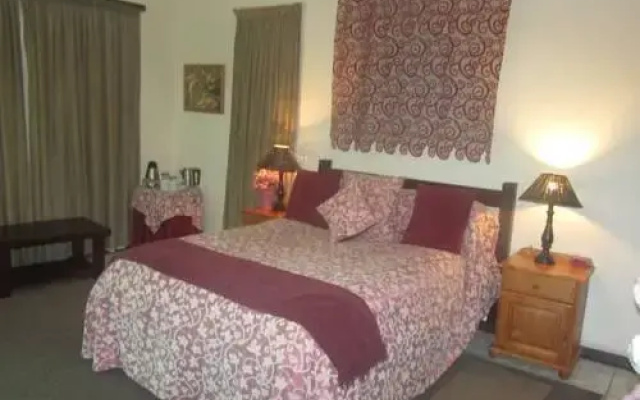 Thatchers Guest House