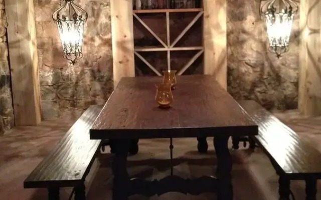 Hotel Léger Restaurant & Saloon