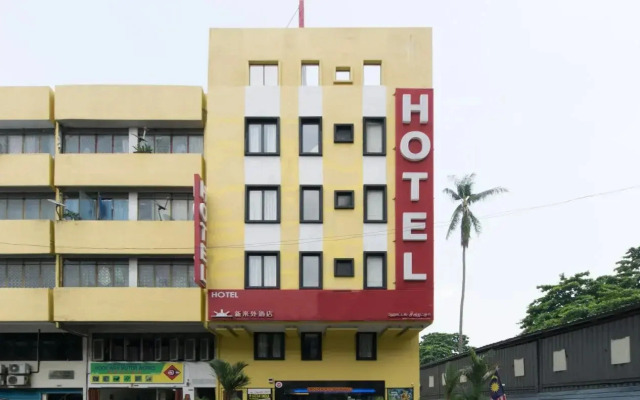 Signature Hotel @ Little India by OYO Rooms