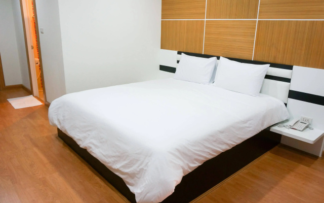 The Y Residence