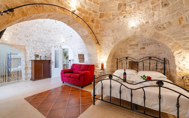 Trullo del Bosco In Martina Franca