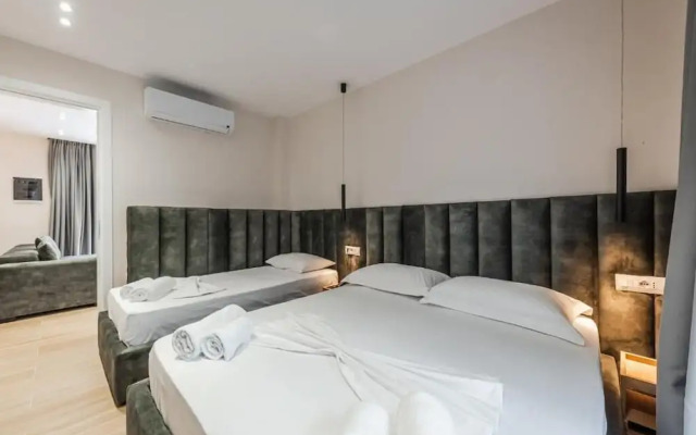Sea La Vie Apartment