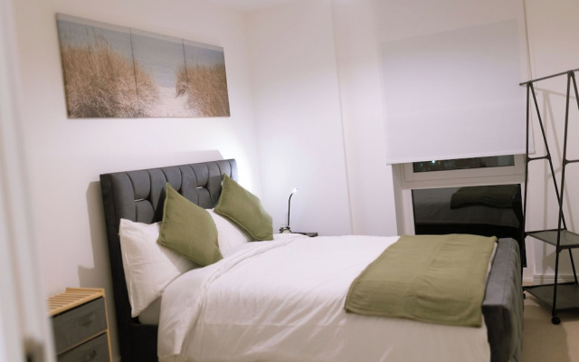 Charming 2-bedroom Apartment in West Midlands With Modern Amenities
