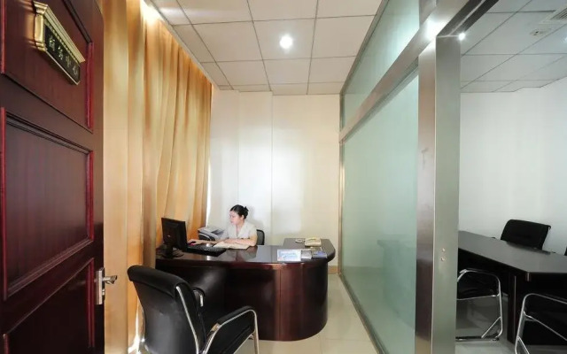 Tongxiang Zhouquan Yuanshun Hotel