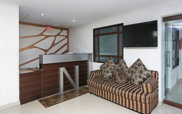 OYO Flagship 15233 Hotel G7