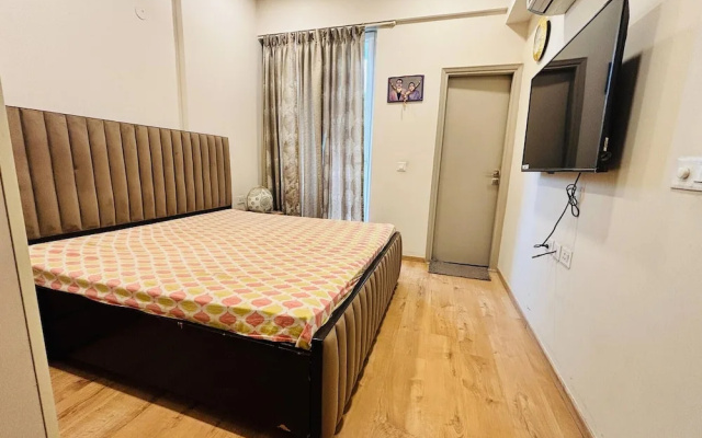 Luxurious 2-bedroom Apartment With Shared Pool in Gurugram