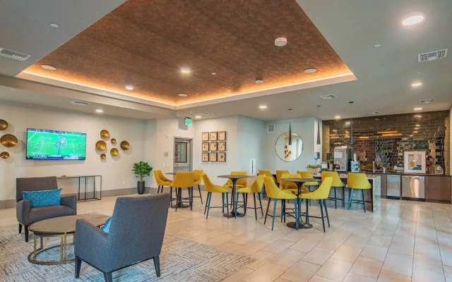 Scottsdale Grand