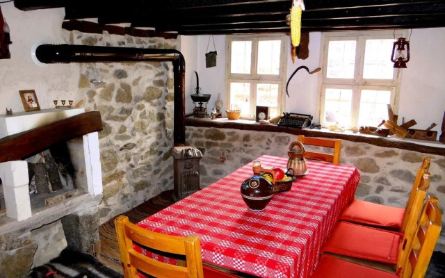 Chardaka Guest House