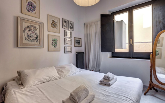 Casine Apartment by Mamo Florence