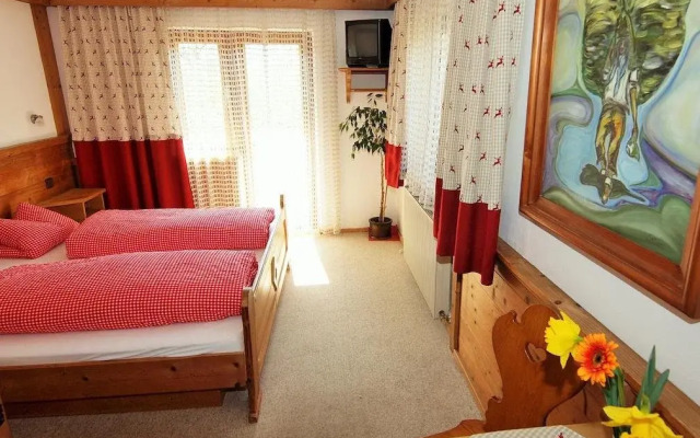 Hotel Iris