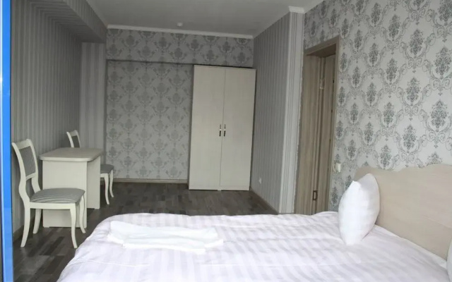 Turkestan Hotel