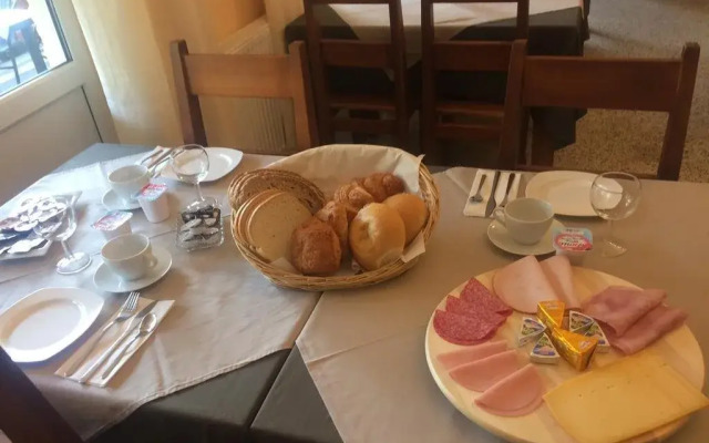 Hotel Helena