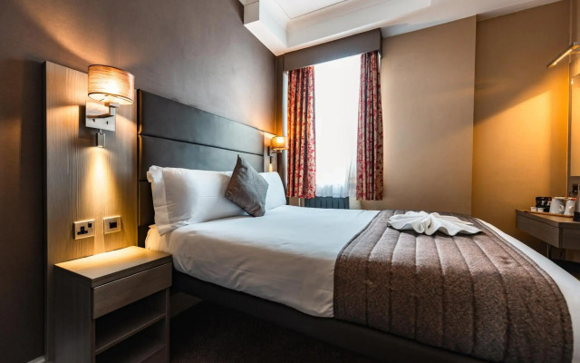 Brunel Hotel