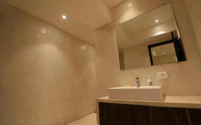 EENNRA GUEST HOUSE, Malda