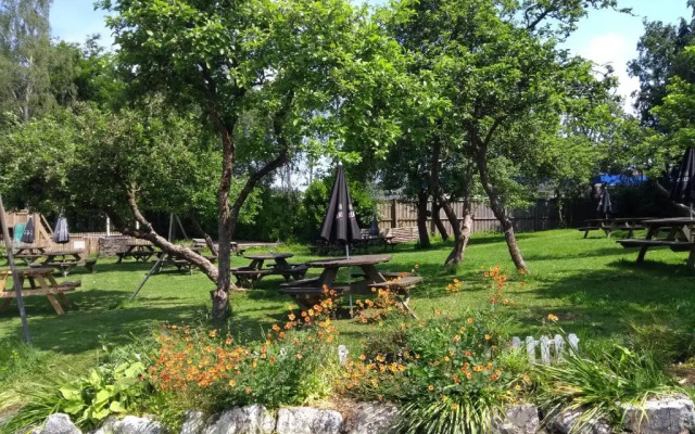 Llanerch Inn