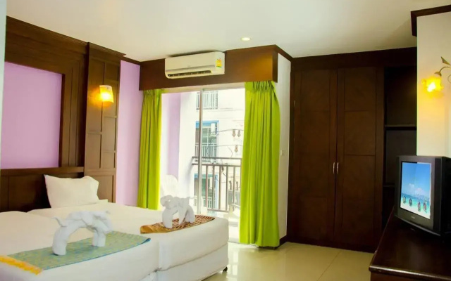 Hawaii Patong Hotel