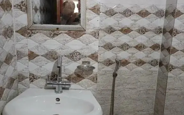 Hotel Hardik Palace
