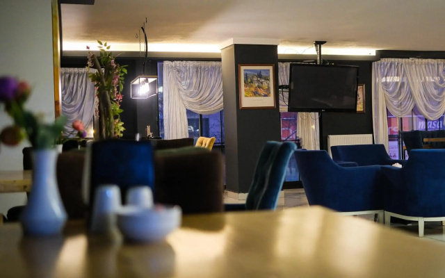 Grand Midyat Hotel