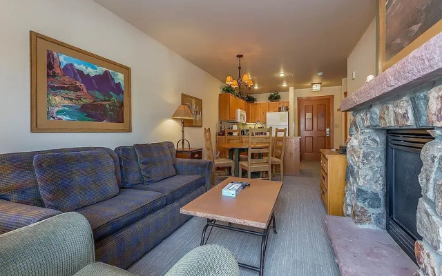 Expedition Station #8574 - 1 Br Condo