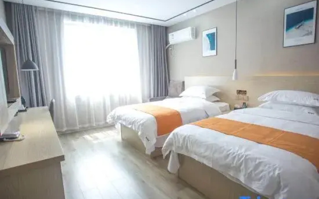 Tangerine Boutique Hotel