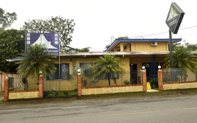 Hotel Mayol Lodge
