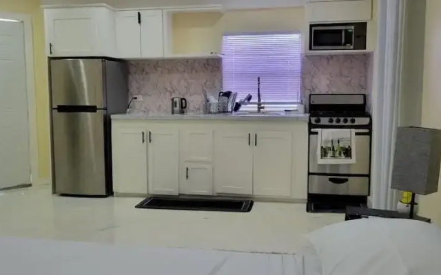Oceanview Suites