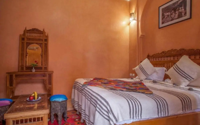"room in Guest Room - Riad Lakouas. Amber Room"
