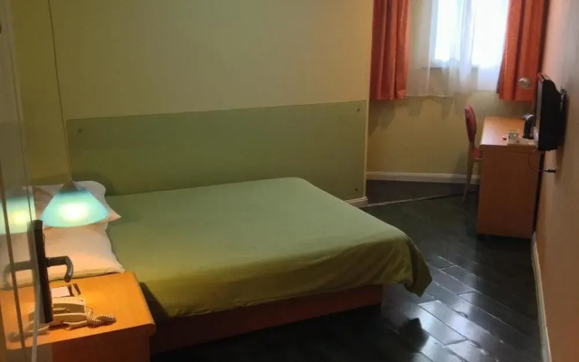 Home Inn Wuhan Jianshe Avenue Qingnian Road
