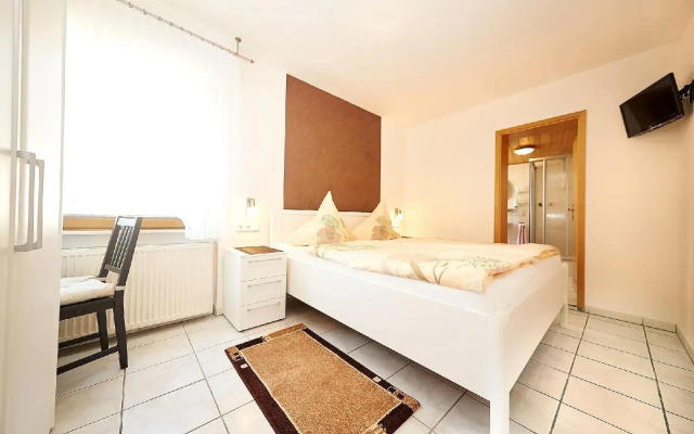Hotel-Restaurant Alt Cues