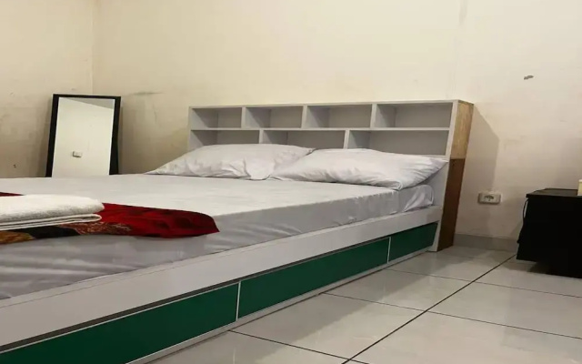 Hotel O Flamboyan Harapan Indah