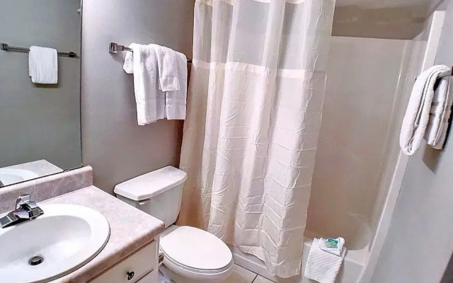 Dunes 205 - 1 Br Condo