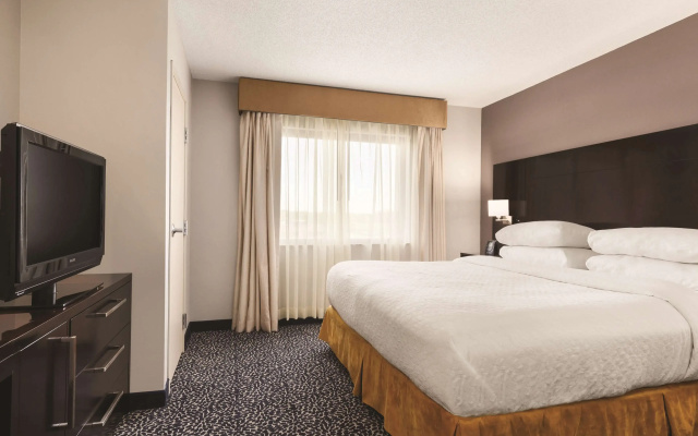 Embassy Suites Louisville East