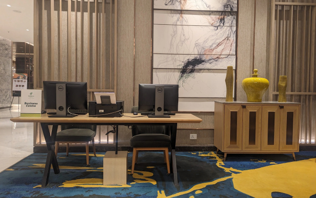 Holiday Inn Chandigarh Zirakpur by IHG