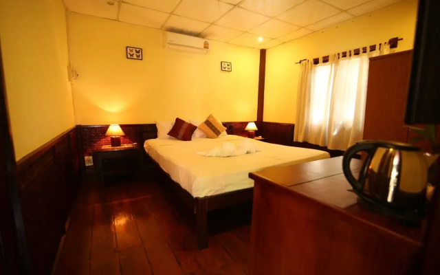 Sala Inpeng Bungalow