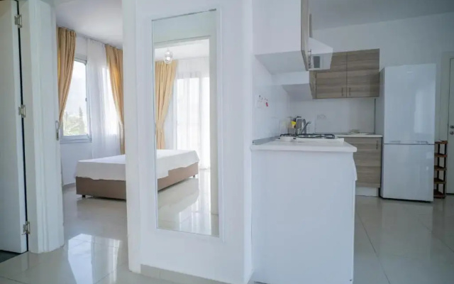 Beautiful Two-bedroom Apartment with Sea and Mountain views Sel 8-5
