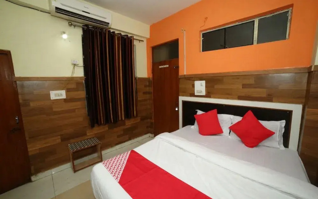 Collection O O 16710 Leelas Guest House