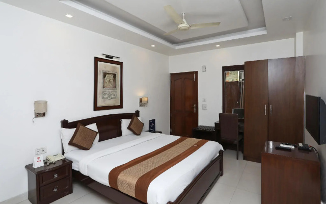 Capital O 326 Red Horse Hospitality