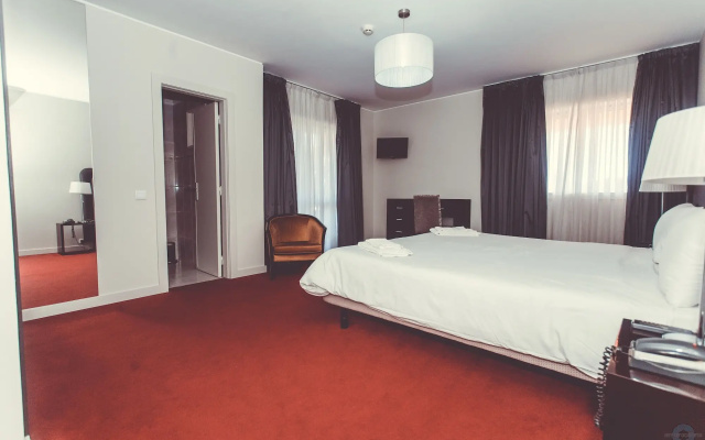 Vila Hotel By VimaHotels