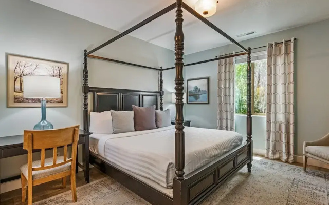 Grand Elite Retreat 16 Bedroom Home